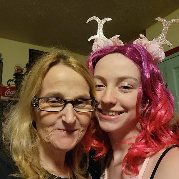 Meet your Posher, Catherine - Picture 1 of 1